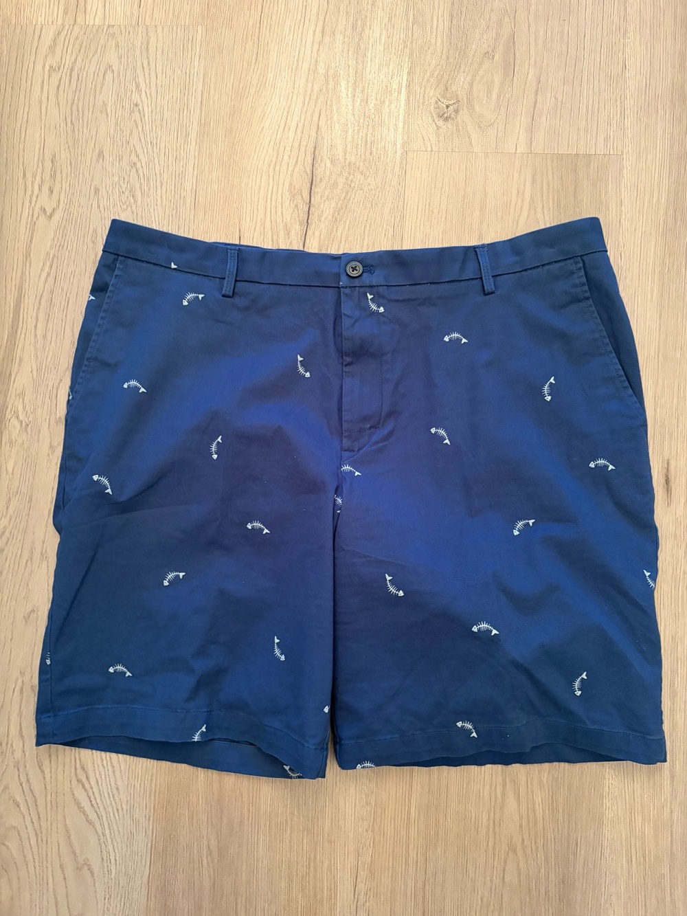 IZOD Men’s Saltwater Stretch shorts